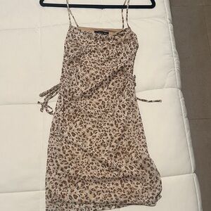 Chic Leopard Print Mini Dress